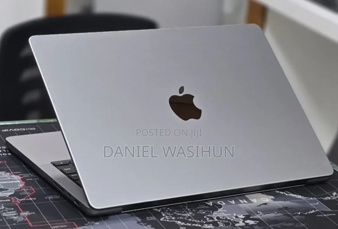 New Laptop Apple MacBook Pro 2021 M1 32GB Apple M1 Pro SSD 512GB