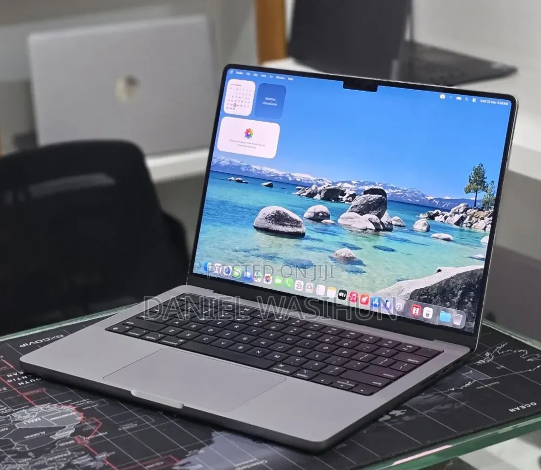 New Laptop Apple MacBook Pro 2021 M1 32GB Apple M1 Pro SSD 512GB