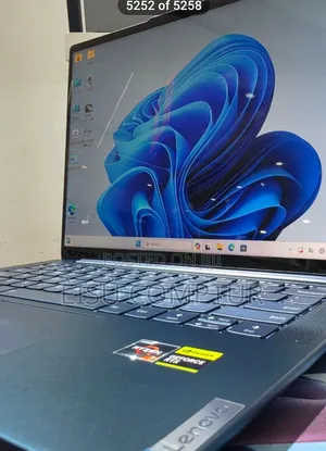 New Laptop Lenovo Yoga 11e 16GB AMD Ryzen 7 SSD 512GB