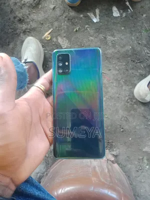 New Samsung Galaxy A71 5G 128 GB Blue