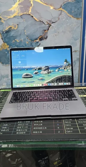 New Laptop Apple MacBook Air 2020 M1 8GB Apple M1 SSD 256GB