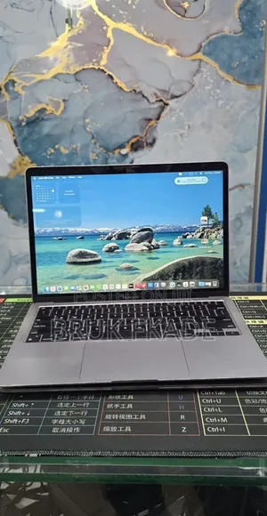 New Laptop Apple MacBook Air 2020 M1 8GB Apple M1 SSD 256GB