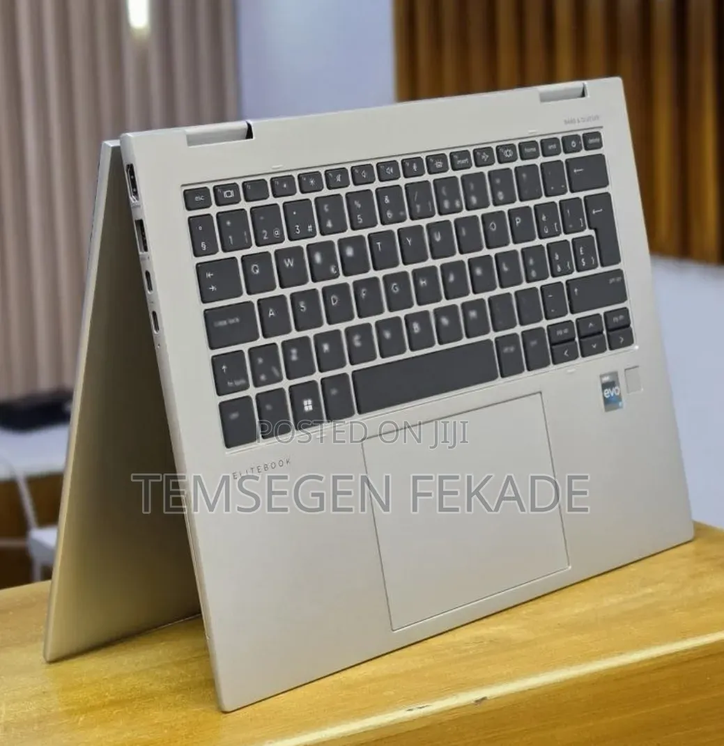 New Laptop HP EliteBook x360 1040 G10 32GB Intel Core i7 SSD 512GB