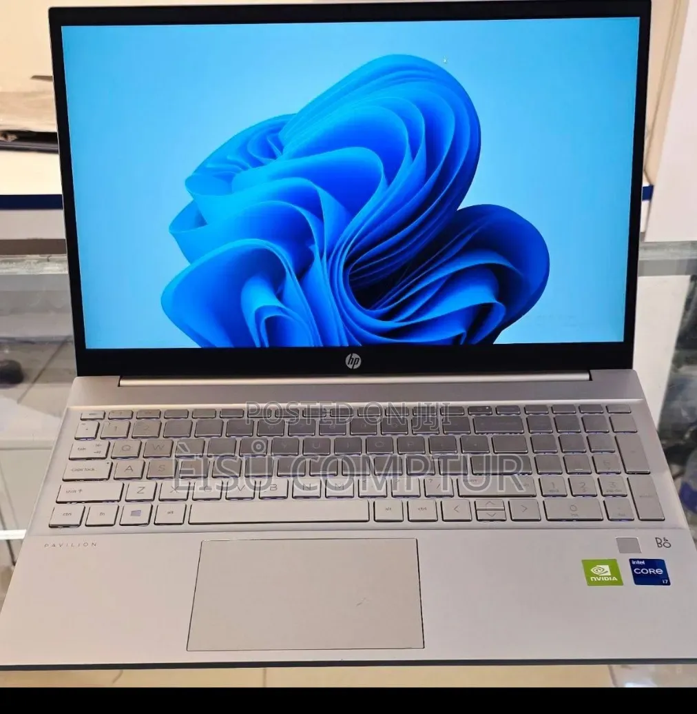New Laptop HP Pavilion 15 16GB Intel Core i7 SSD 512GB
