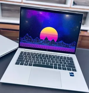 New Laptop HP EliteBook 830 G9 16GB Intel Core i5 SSD 512GB