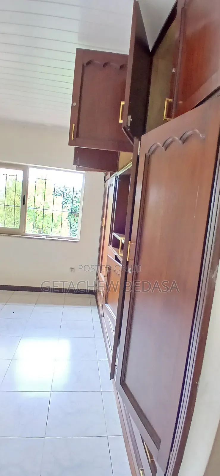 Furnished 5bdrm House in Ropack, Oromia-Finfinne for sale