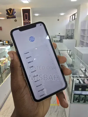 Apple iPhone 11 64 GB Silver