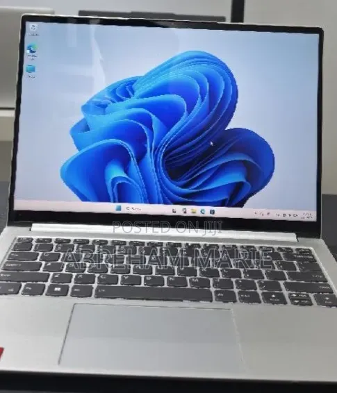 New Laptop Lenovo IdeaPad 1 16GB AMD Ryzen 7 SSD 512GB
