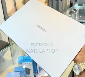 New Laptop Huawei MateBook 13 WRT-W19E 16GB Intel Core i7 SSD 512GB
