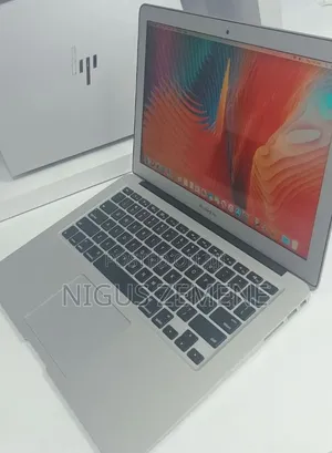 New Laptop Apple MacBook Air 2017 8GB Intel Core i5 SSD 256GB