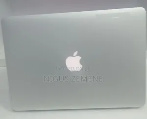 New Laptop Apple MacBook Air 2017 8GB Intel Core i5 SSD 256GB