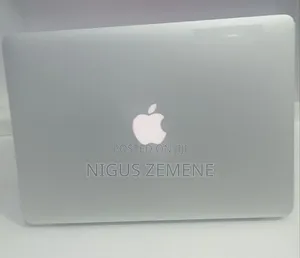 New Laptop Apple MacBook Air 2017 8GB Intel Core i5 SSD 256GB