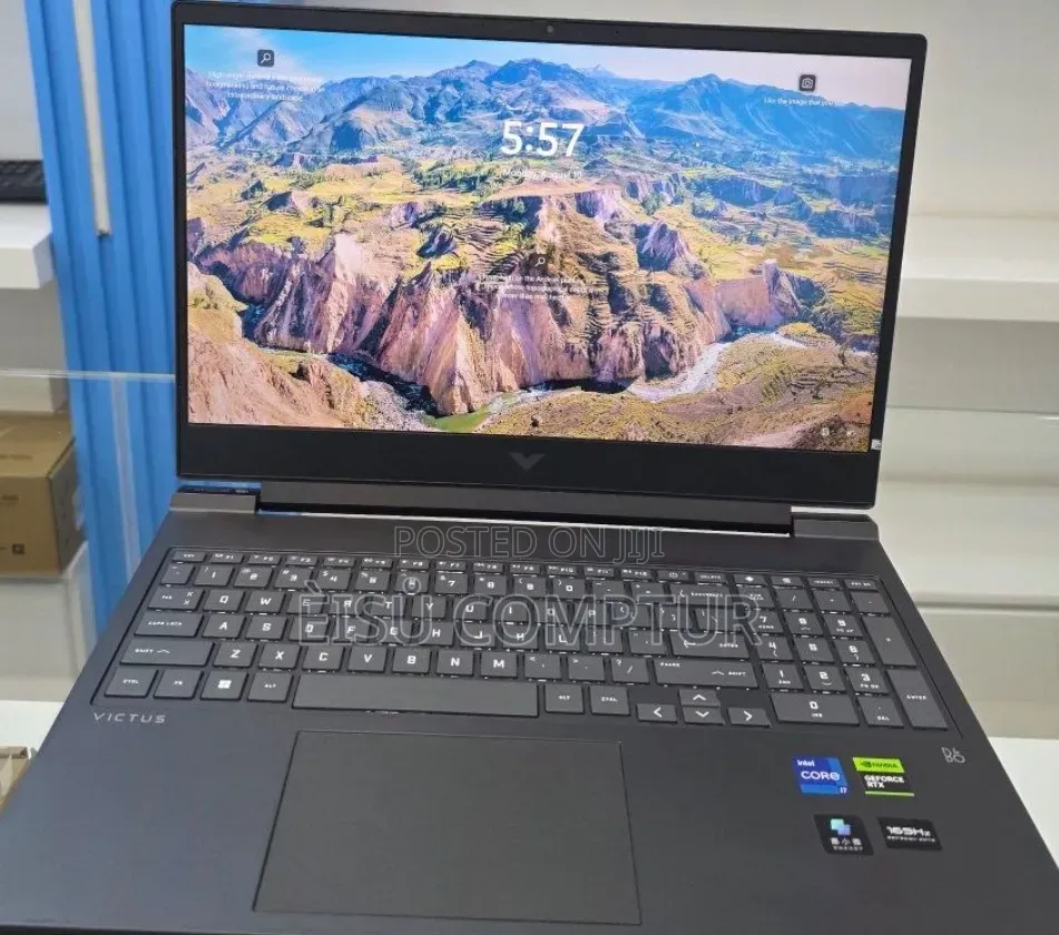 New Laptop HP Victus 16 16GB Intel Core i7 SSD 1T