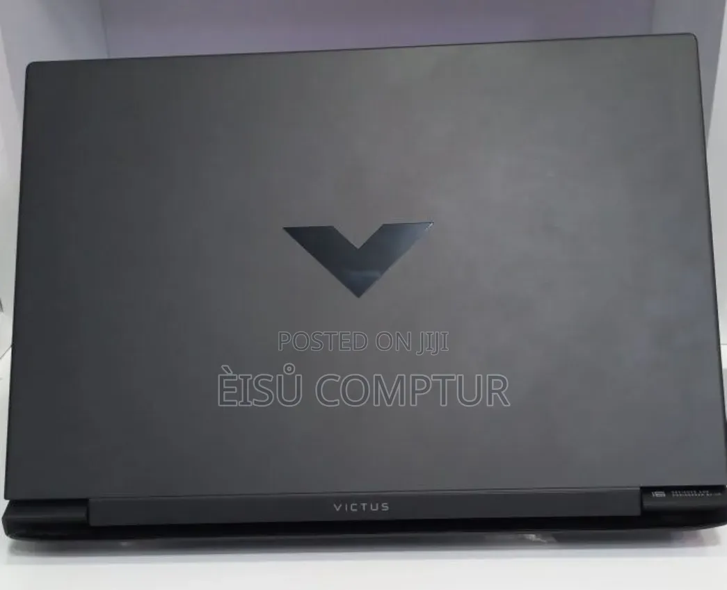 New Laptop HP Victus 16 16GB Intel Core i7 SSD 1T