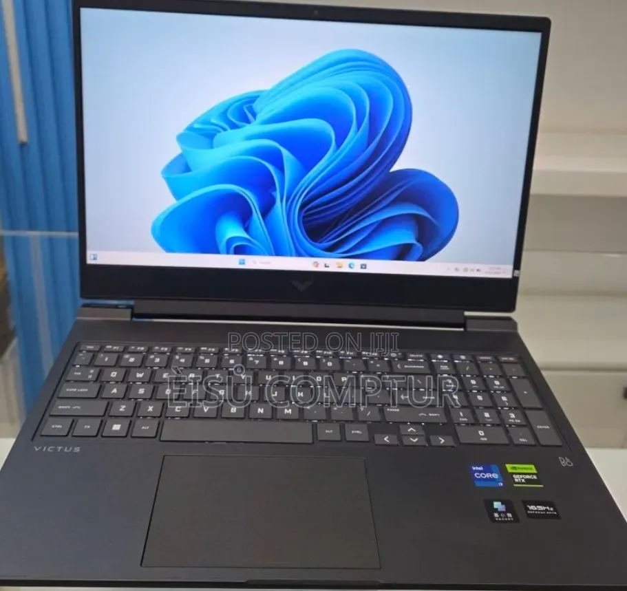 New Laptop HP Victus 16 16GB Intel Core i7 SSD 1T