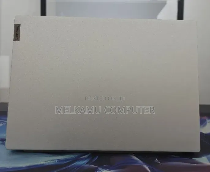 New Laptop Lenovo IdeaPad Flex 14 16GB AMD Ryzen 7 SSD 512GB