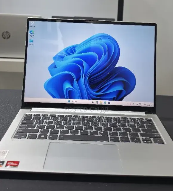 New Laptop Lenovo IdeaPad Flex 14 16GB AMD Ryzen 7 SSD 512GB