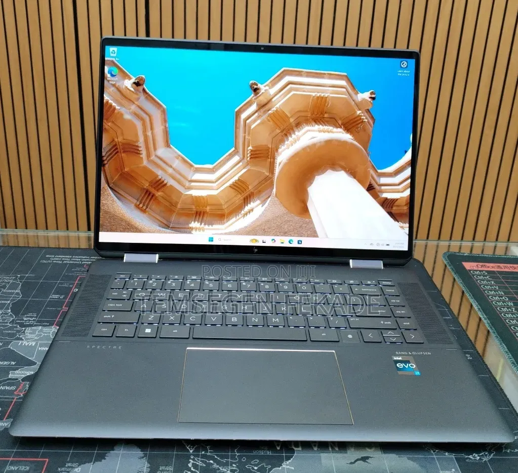 New Laptop HP Spectre X360 15 16GB Intel Core i7 SSD 512GB