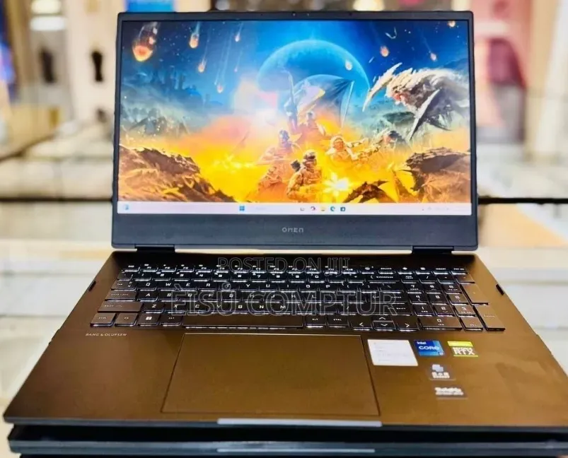 New Laptop HP Victus 16 16GB Intel Core i7 SSD 512GB