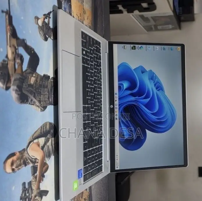 New Laptop HP EliteBook 830 16GB Intel Core i5 SSD 512GB