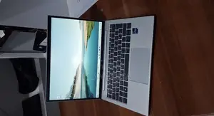 New Laptop HP EliteBook 640 G10 16GB Intel Core i7 SSD 512GB
