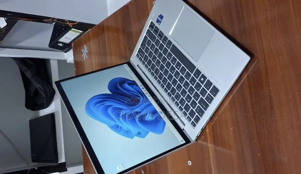 New Laptop HP EliteBook 640 G10 16GB Intel Core i7 SSD 512GB