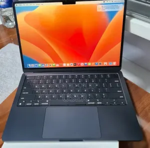New Laptop Apple MacBook Air 2022 M2 8GB Intel Core i9 SSD 256GB