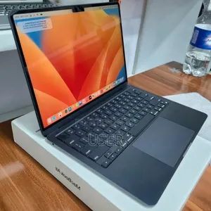 New Laptop Apple MacBook Air 2022 M2 8GB Intel Core i9 SSD 256GB