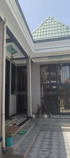 Furnished 8bdrm House in Bishoftu Dukem, East Shewa for sale