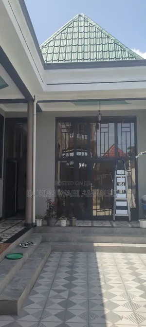 Furnished 8bdrm House in Bishoftu Dukem, East Shewa for sale