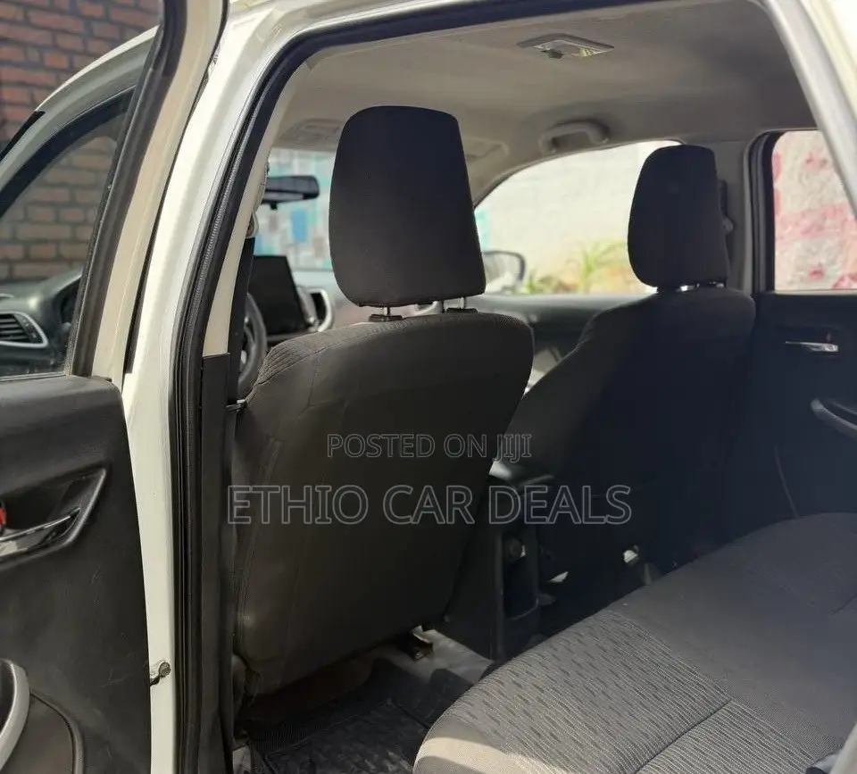 Suzuki Baleno 2021 White