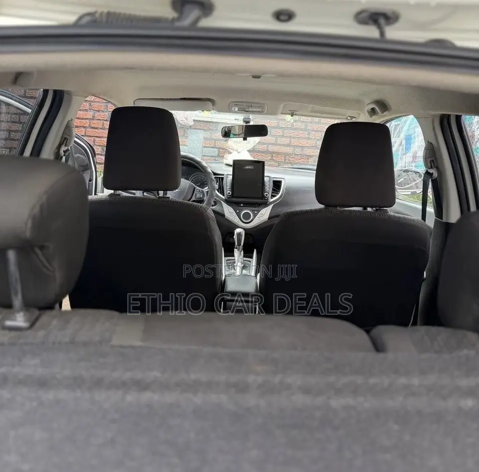 Suzuki Baleno 2021 White