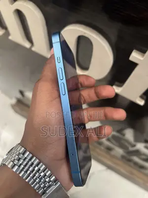 New Apple iPhone 13 128 GB Blue
