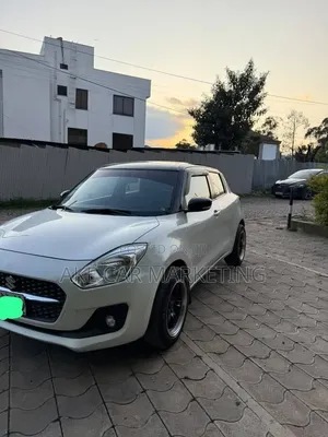 Suzuki Swift RS 2022 White