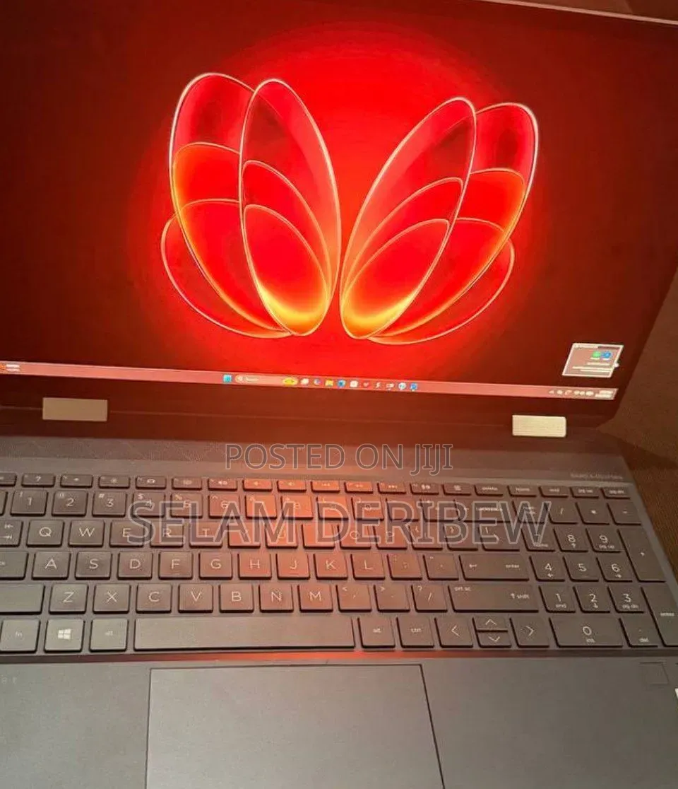 New Laptop HP Spectre 16GB Intel Core i7 SSD 1T