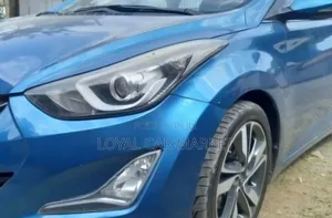 Hyundai Avante 2014 Blue