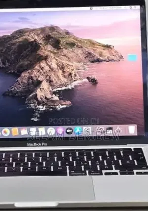New Laptop Apple MacBook Pro 32GB Intel Core i7 SSD 512GB