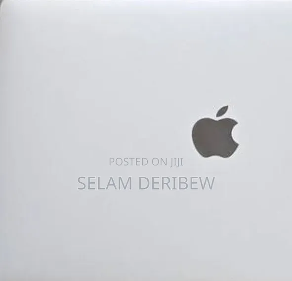 New Laptop Apple MacBook Pro 32GB Intel Core i7 SSD 512GB