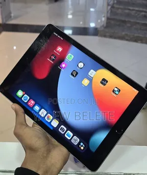 New Apple iPad Air 64 GB