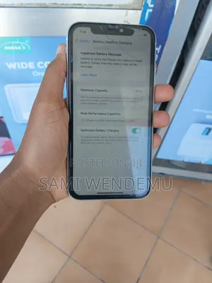 Apple iPhone XR 64 GB White
