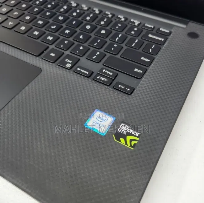 New Laptop Dell XPS 15 16GB Intel Core i7 SSD 512GB