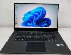 New Laptop Dell XPS 15 16GB Intel Core i7 SSD 512GB