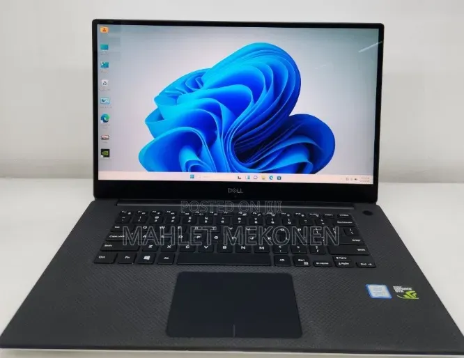 New Laptop Dell XPS 15 16GB Intel Core i7 SSD 512GB