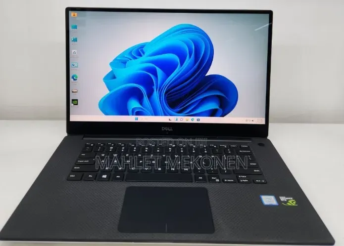 New Laptop Dell XPS 15 16GB Intel Core i7 SSD 512GB