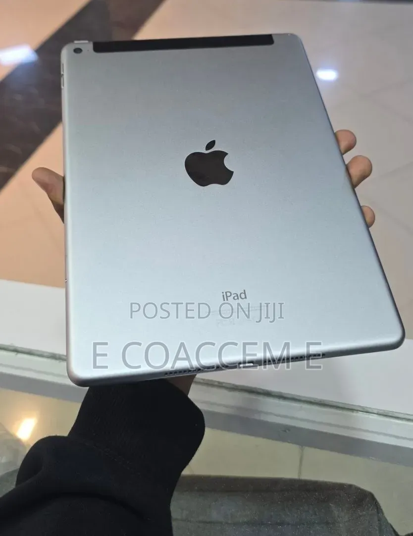 New Apple iPad Air 64 GB Silver