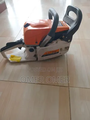 Gasoline Chainsaw 2200W - 2 Stroke