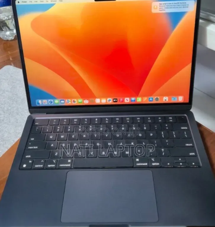 New Laptop Apple MacBook Air 2022 M2 8GB Apple M2 SSD 256GB