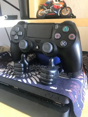 የps4 Slim Fat ከፈለጉ እኛ ጋ አለን