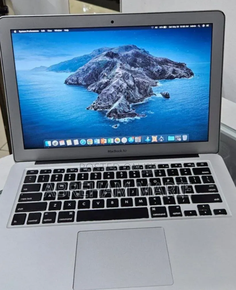 New Laptop Apple MacBook Air 2013 4GB Intel Core i5 SSD 128GB