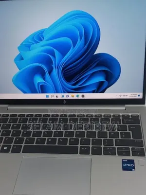 New Laptop HP EliteBook 830 G9 16GB Intel Core i5 SSD 512GB